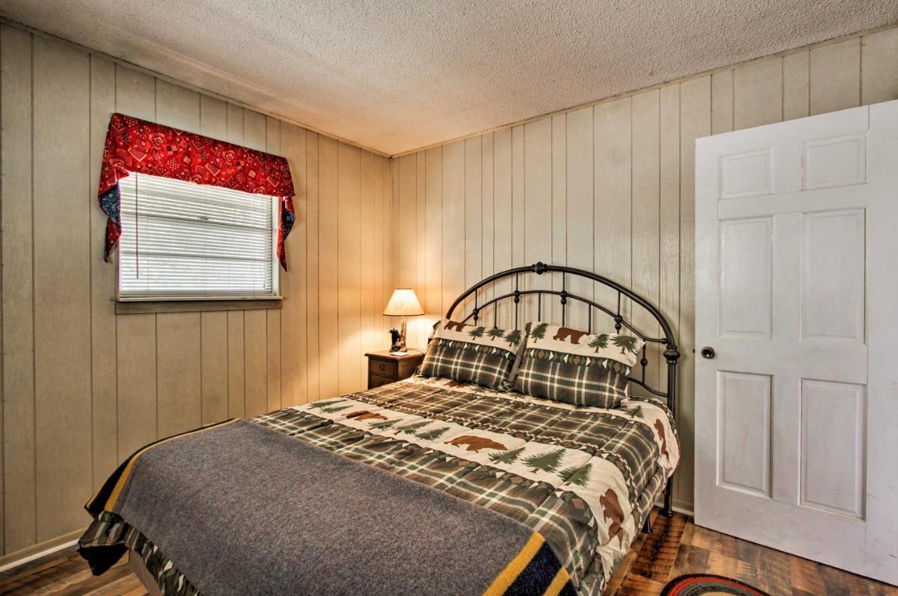 Quiet Cabin With Mountain Views About 3 Mi To جاتلينبرج المظهر الخارجي الصورة